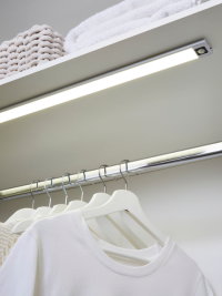 2w Flat Rechargeable Cabinet Light 4k w PIR Sensor