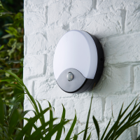 TURUS 15W ROUND BULKHEAD w PIR IP65 BLACK - Image 3