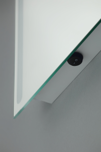 Ion 500x400 8w LED IP44 Mirror - Image 3