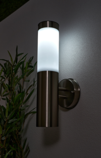 Creswell Solar LED Wall Light w Diffuser SST - Image 7