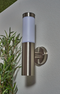 Creswell Solar LED Wall Light w Diffuser SST - Image 8