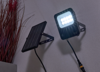 Denby Solar Floodlight IK10 300Lm RC Grey - Image 3