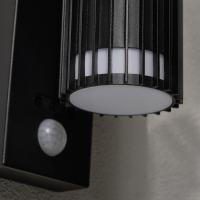 Muto 2 Light GU10 Up & Down WL w PIR IP65 Black - Image 3